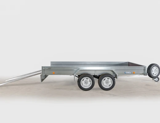 Бортовой двухосный прицеп с тормозом ЛАВ 81022