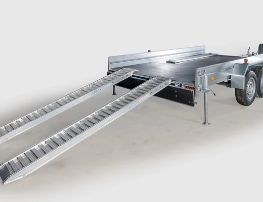 Бортовой двухосный прицеп с тормозом ЛАВ 81022E 4.0