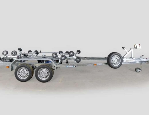 Двухосный прицеп для водной техники с тормозом ЛАВ 81017