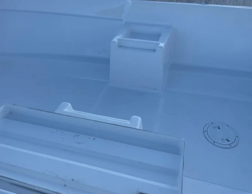 Лодка стеклопластиковая