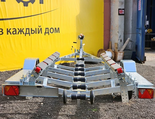 Одноосный прицеп для водной техники с тормозом ЛАВ 81016A с ложементом