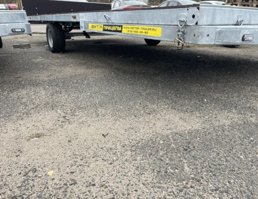 Одноосный прицеп специального назначения с тормозом ЛАВ 81019