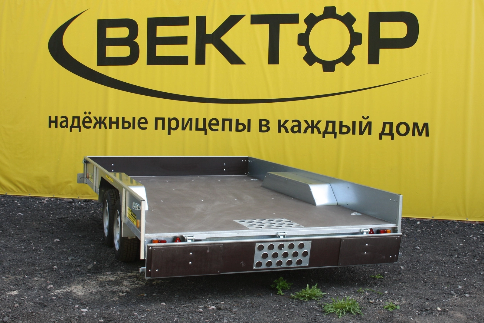 Бортовой двухосный прицеп без тормоза ЛАВ 81013A (КОЛЕЯ 1780) Бортовой двухосный прицеп без тормоза ЛАВ 81013A (КОЛЕЯ 1780)
