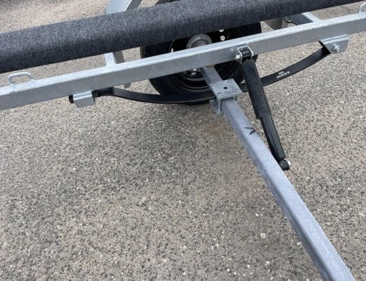 Одноосный прицеп для водной техники без тормоза ЛАВ 81015