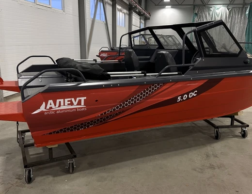 Катер ALEUT 5.0 DC