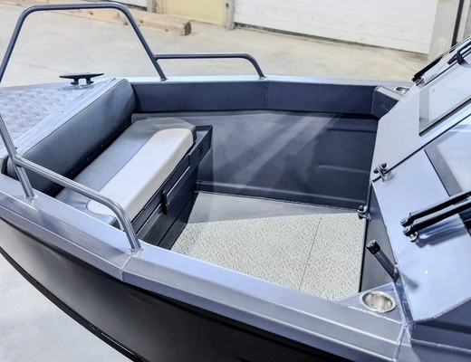 Катер ALEUT 5.0 DC