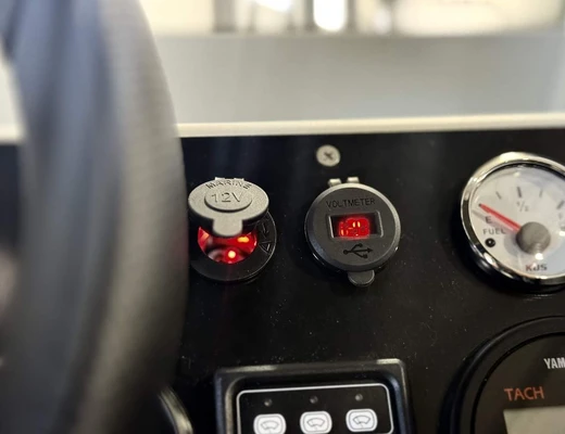 Катер ALEUT 5.0 Cube