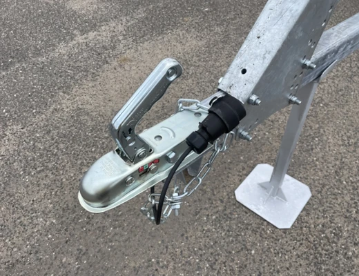 Прицеп для лодок и гидроциклов МЗСА 81771С.101 без тормоза