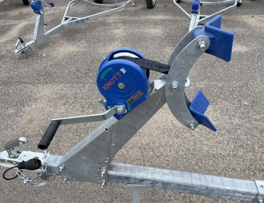 Прицеп для лодок и гидроциклов МЗСА 81771С.101 без тормоза