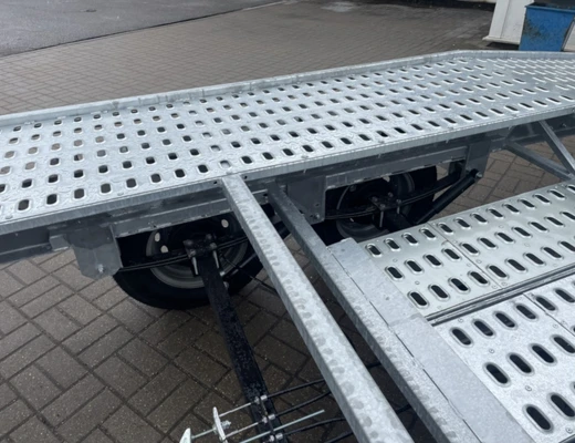 Прицеп автовоз на 1 автомобиль от 4.0-до 6.0 метра