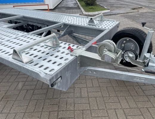 Прицеп автовоз на 1 автомобиль от 4.0-до 6.0 метра