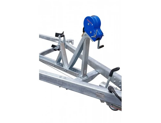 Прицеп для катеров и яхт МЗСА L 9025-3.35.101 с тормозом