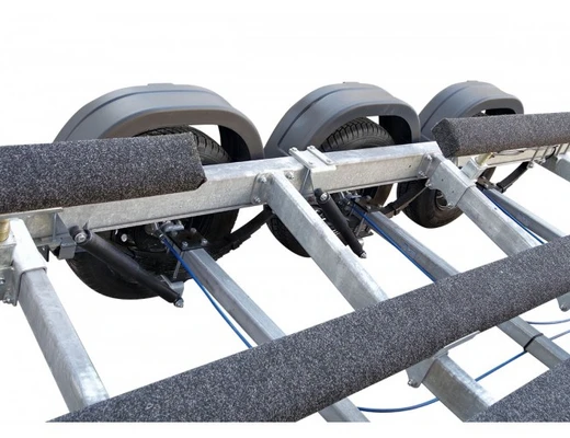 Прицеп для катеров и яхт МЗСА L 1025-3.35.101 с тормозом