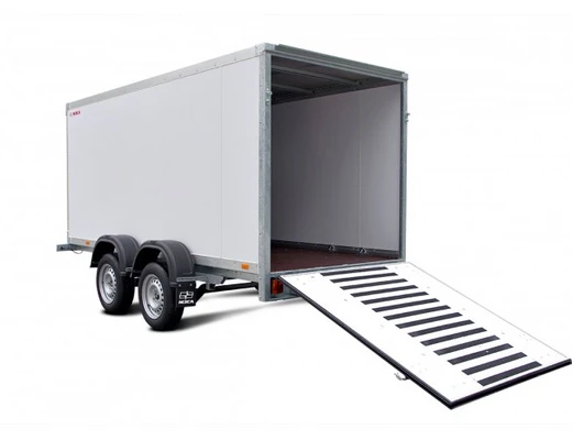 Промтоварный двухосный фургон с аппарелью (кузов: 7,9 м3) МЗСА 817784.003