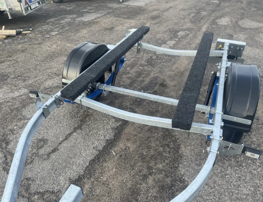 Прицеп Treiler Модель 82944С Исполнение Дельфин 4,2 рес