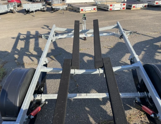 Прицеп Treiler Модель 82944H Исполнение Дельфин 5,2-Н КОМПЛЕКС рес