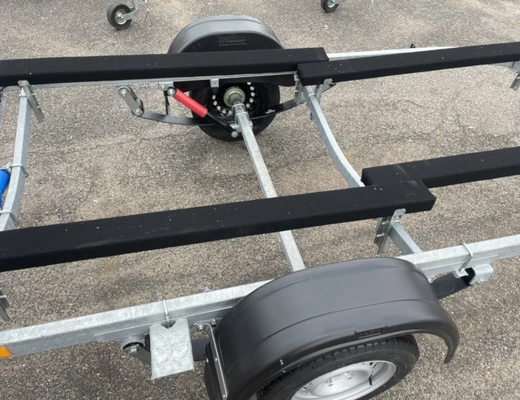 Прицеп Treiler Модель 82944С Исполнение Дельфин 5,5 ОПТИМА рес