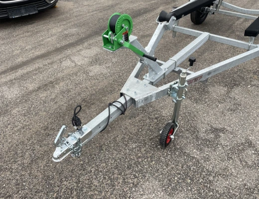 Прицеп Treiler Модель 82944С Исполнение Дельфин 5,5 ОПТИМА рес