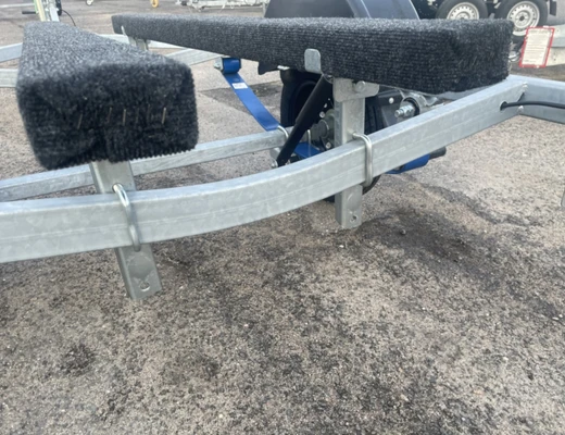 Прицеп Treiler Модель 829440 Исполнение Дельфин 3,9 рес