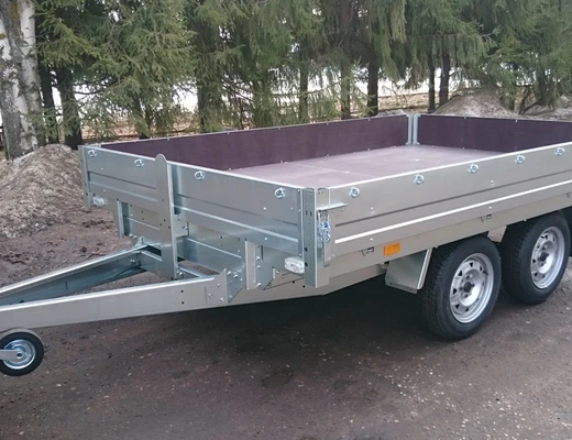 Прицеп бортовой двухосный без тормоза ССТ-7132-30 (платформа Ш=2047 мм)