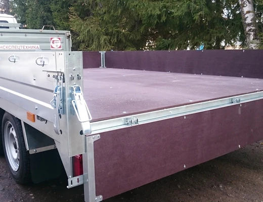 Прицеп бортовой двухосный с тормозом ССТ-7132-31 (платформа Ш=2047 мм)