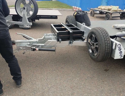 Прицеп для перевозки спецтехники, авто