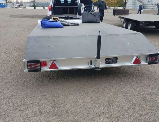 Прицеп для перевозки спецтехники, авто