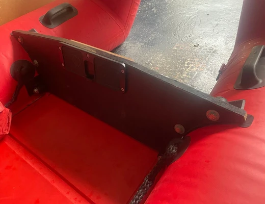 Надувная спасательная доска с вкладышем из материала AirDeck