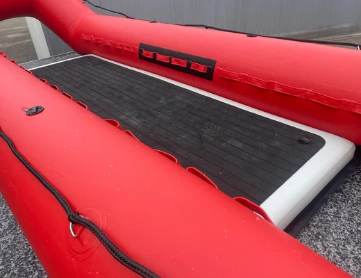 Надувная спасательная доска с вкладышем из материала AirDeck