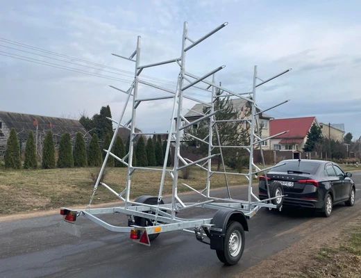 Прицеп для перевозки байдарок, каноэ, каяков и лодок