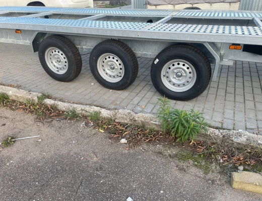 Автовоз платформа качелька  БТТТ870 3 оси 3500 кг 2-авто